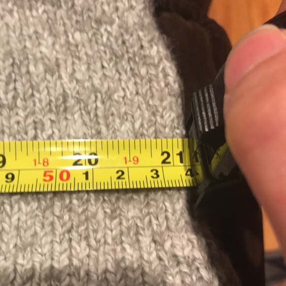 GENUINE gray poncho with bunny ears and tail size 4T - Picture 10 of 10